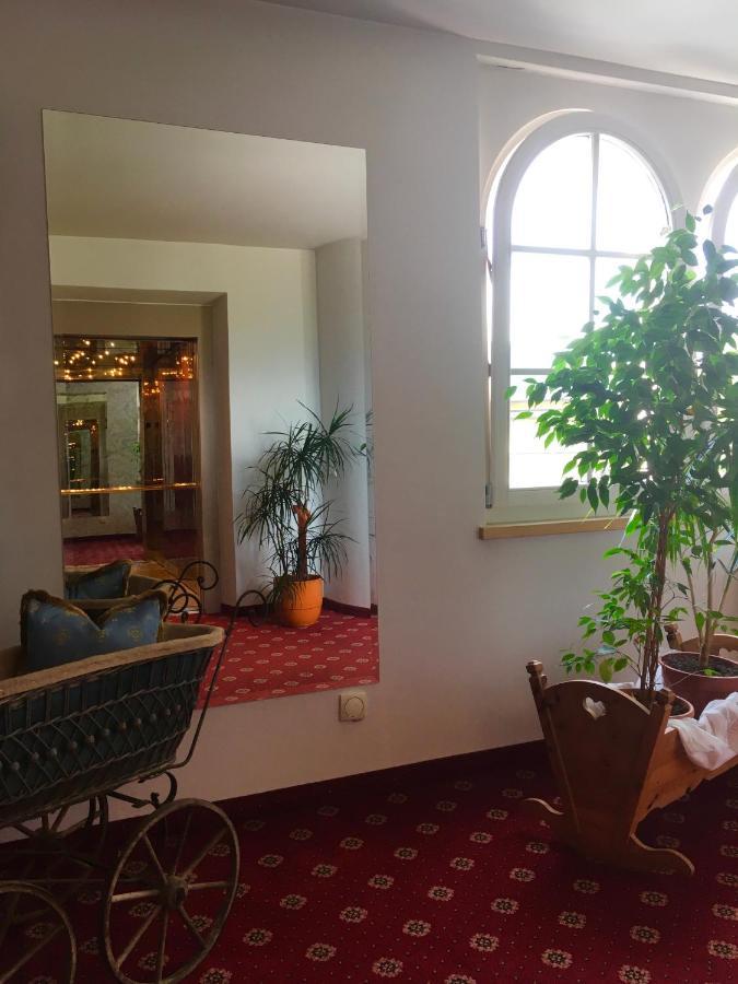 Hotel Turmwirt Ora / Auer المظهر الخارجي الصورة