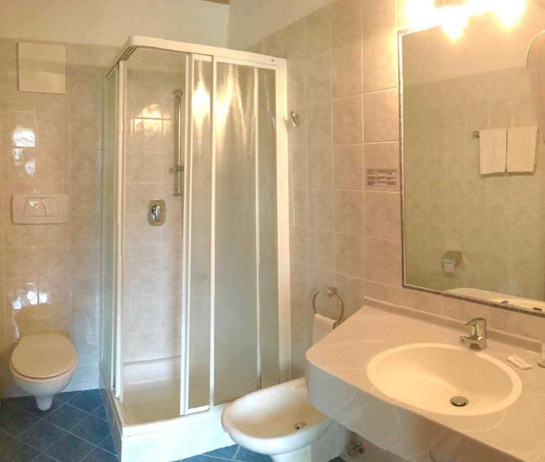 Hotel Turmwirt Ora / Auer المظهر الخارجي الصورة